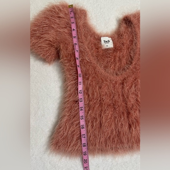 TACH Pink Boxy Crop Top with Fuzzy Texture Size S - Picture 8 of 13